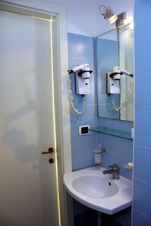 Residence Avana セニガッリア 部屋 写真