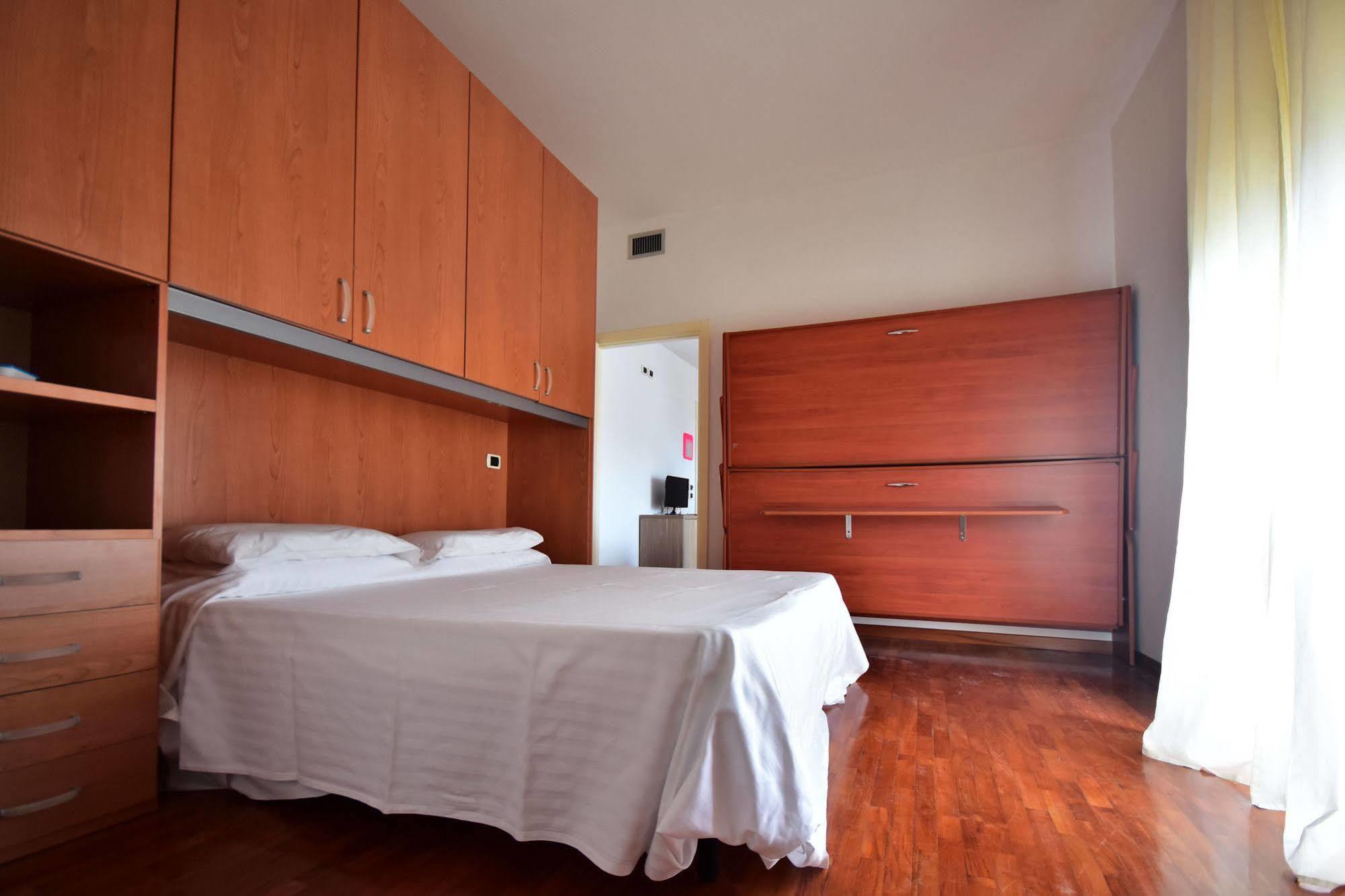Residence Avana セニガッリア エクステリア 写真
